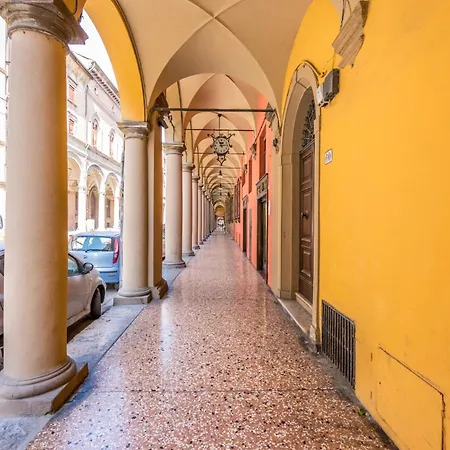 Ab - Via Santo Stefano 62 *